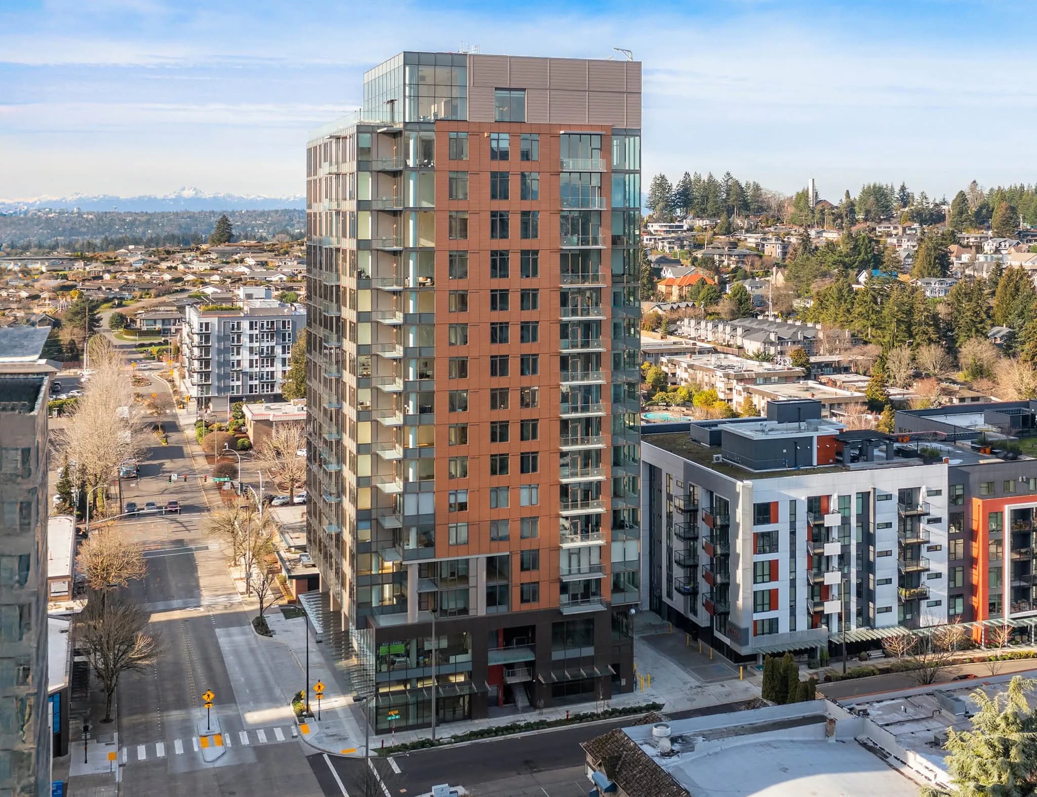 Mari Bellevue condominium building